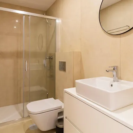 Stunning 3br Flat In Flores By Lovelystay